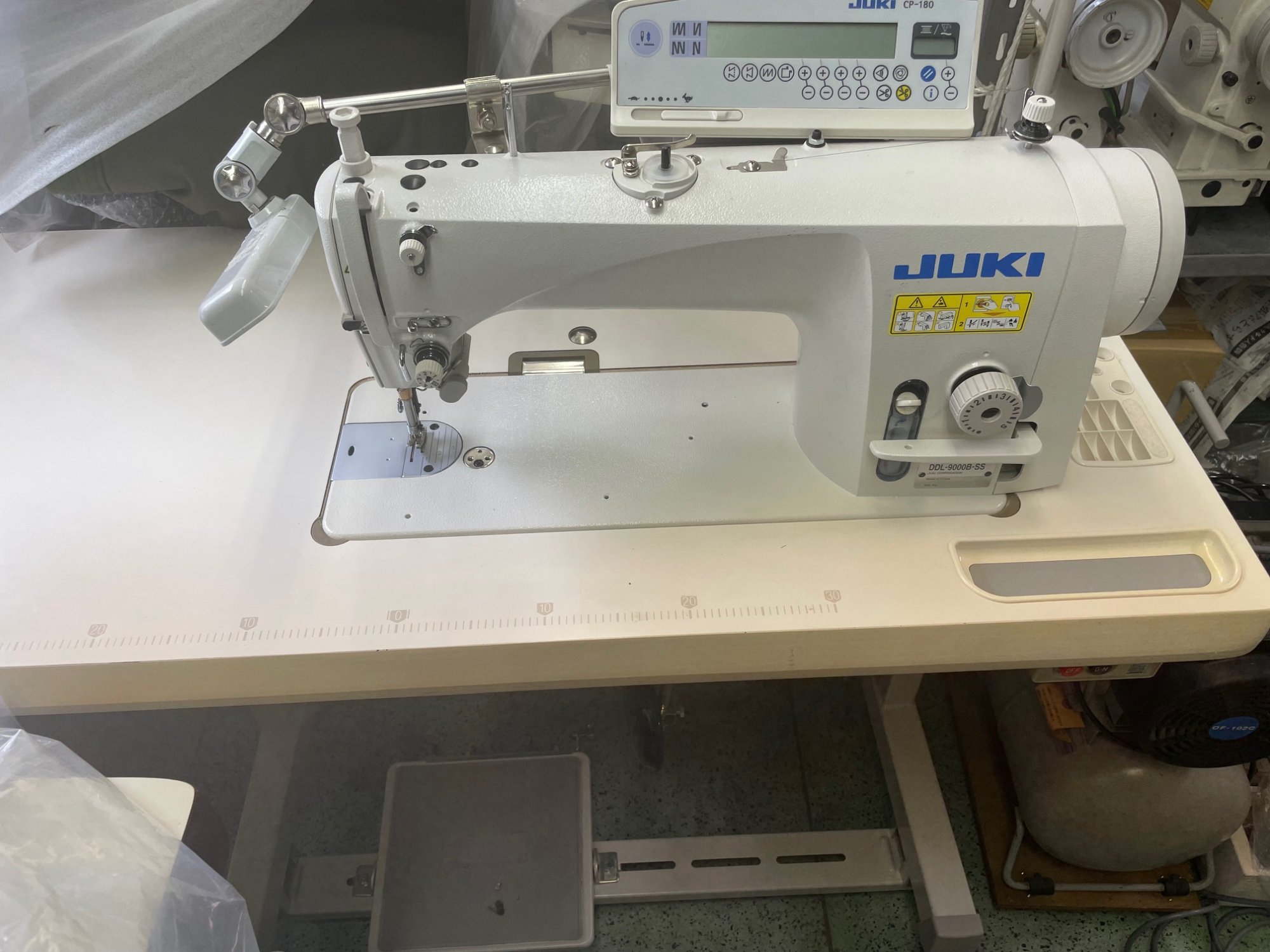 JUKI DDL-9000B-SS 本縫い 中古工業用ミシン 斜め 東京精機 台東区