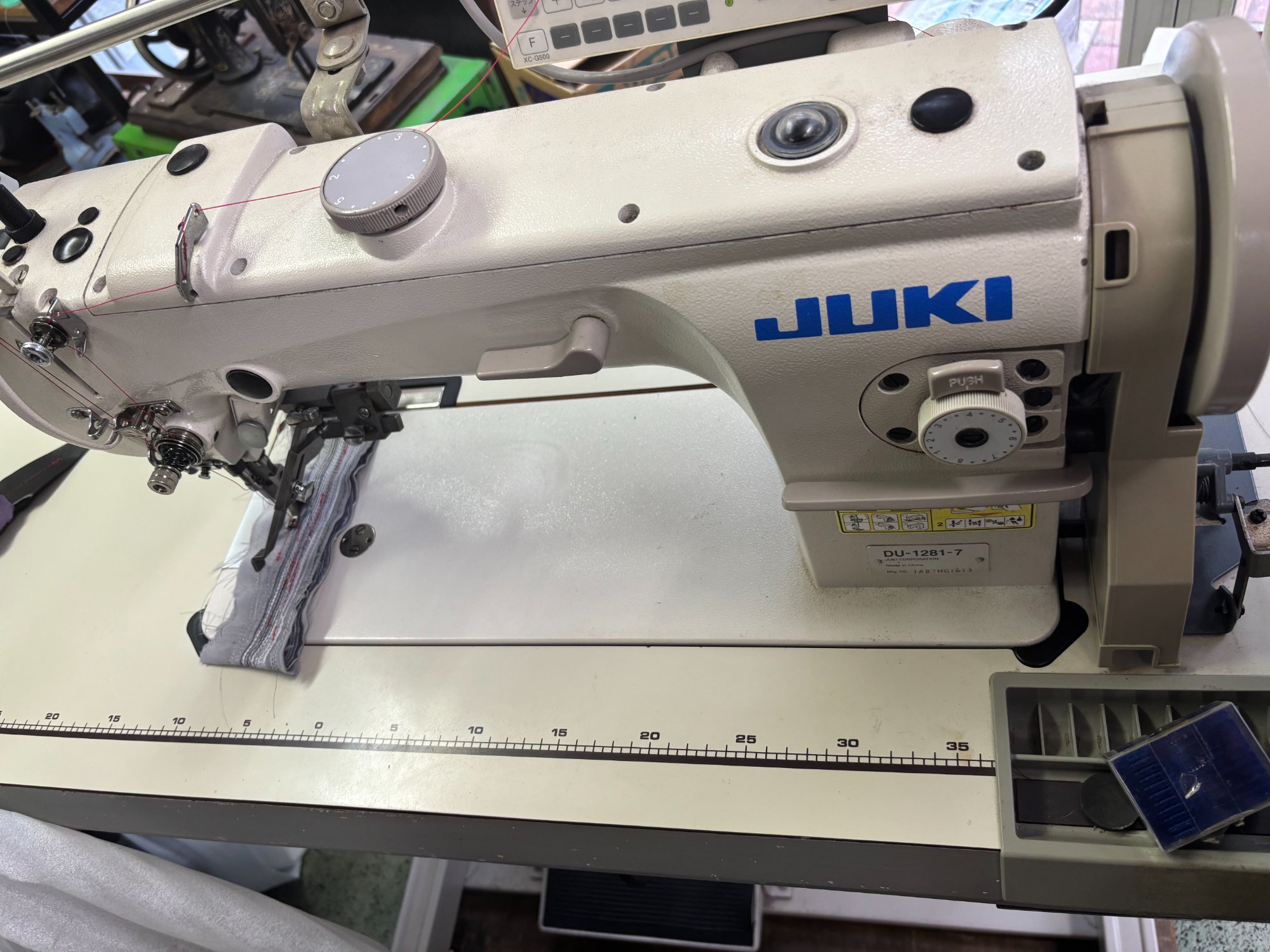JUKI DU-1281-7 本縫い 中古工業用ミシン 側面 東京精機 台東区